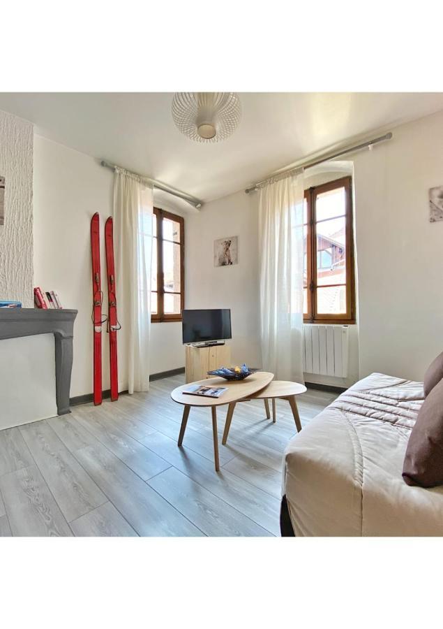 Coup De Coeur Au Pied Du Chateau - Nice Studio Ideally Located Annecy Luaran gambar